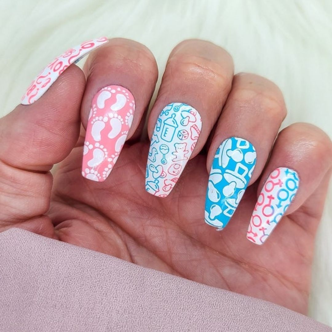 Baby shower nails for my sister in law 🫶🏻 my niece will be here soon... |  TikTok