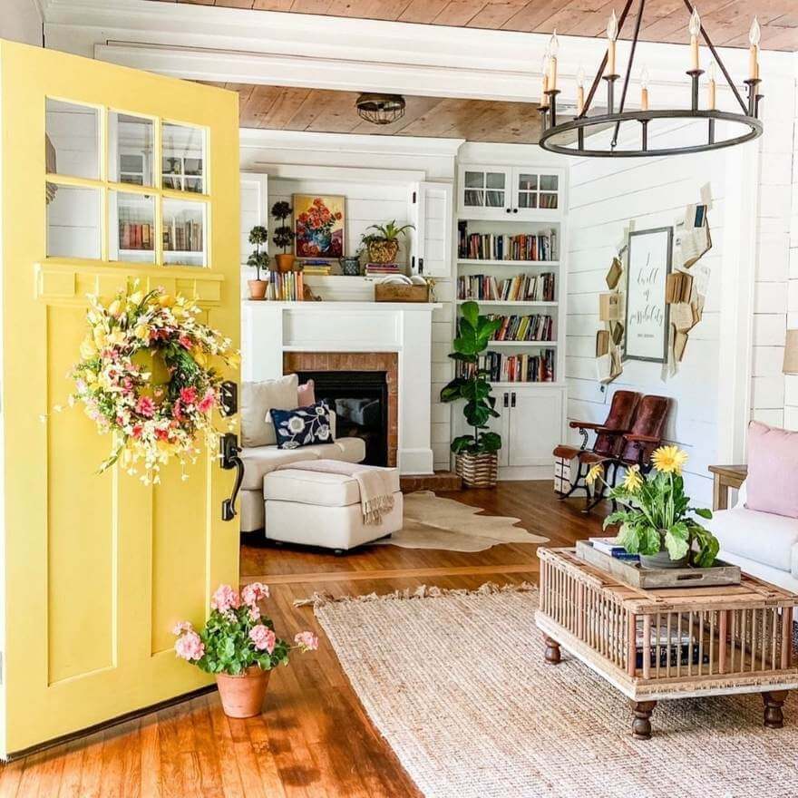 33 Modern Interior Decorating Ideas Bringing Vintage Style with Chests and  Trunks