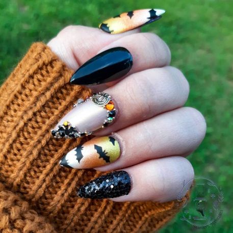 ombre halloween nails