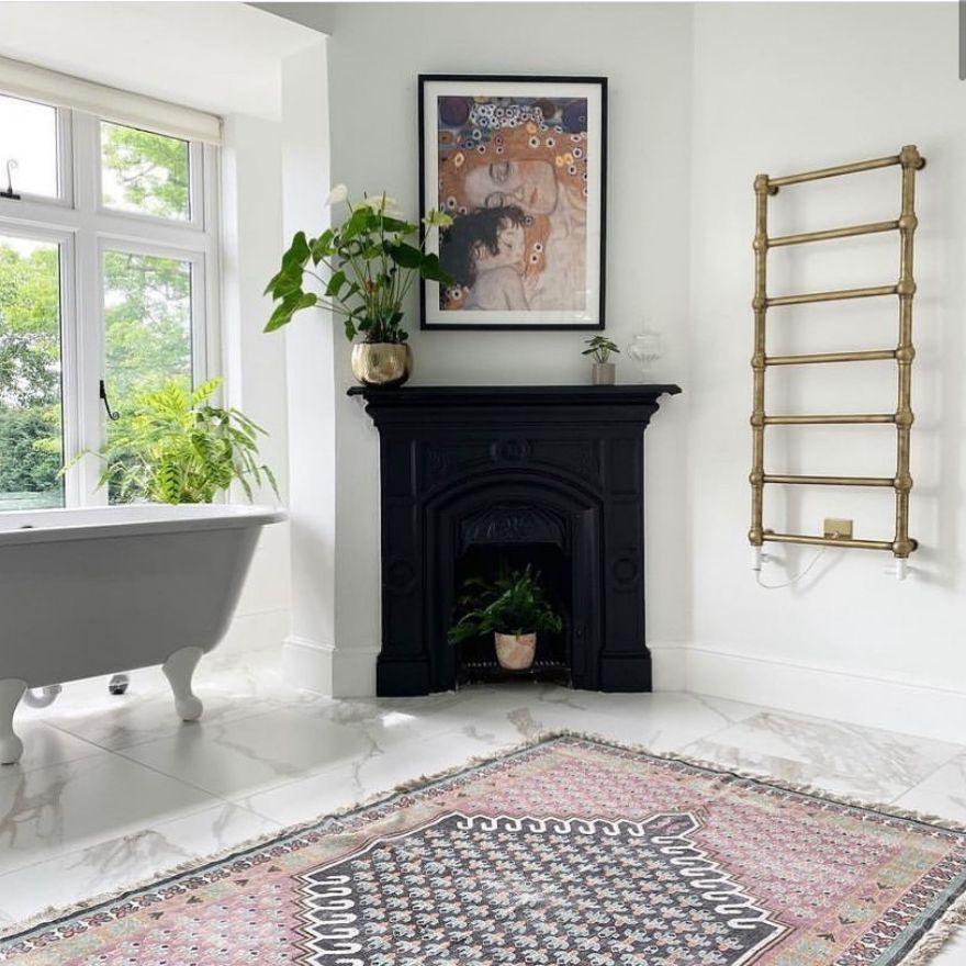 20 Bathroom Rug Ideas to Make You Rethink Your Space