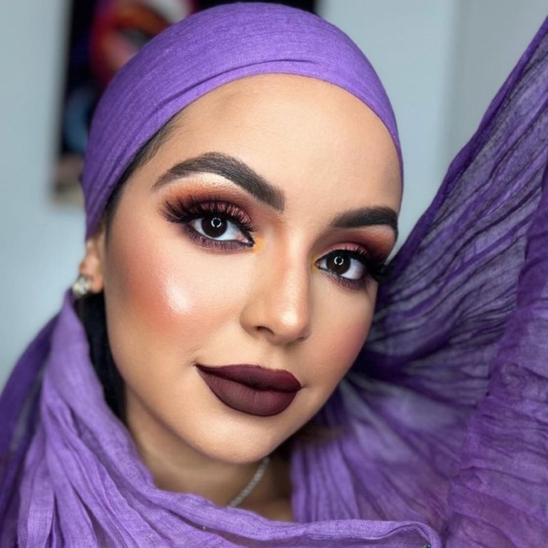 25 Beautiful Fall Makeup Looks to Wear in 2022 - Uptown Girl