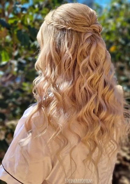 35 Light Academia Hairstyles to Inspire You  Uptown Girl