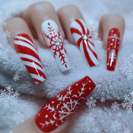 red and white Christmas nails