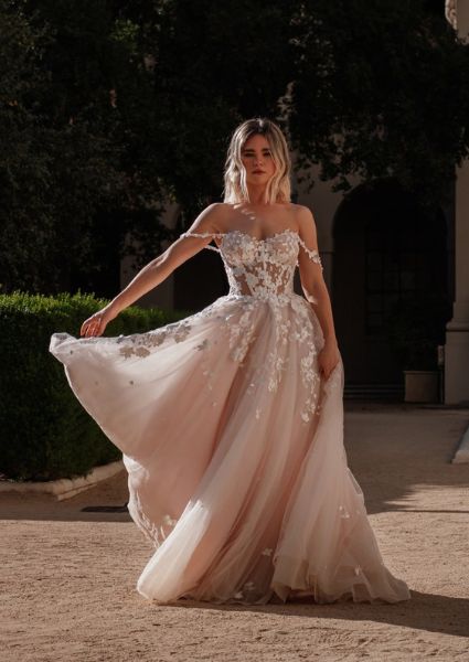 Aggregate 209+ beautiful pink wedding gowns