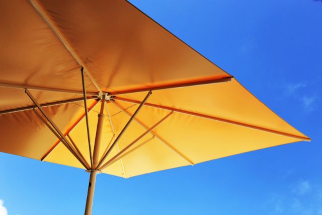 shade apartment balcony