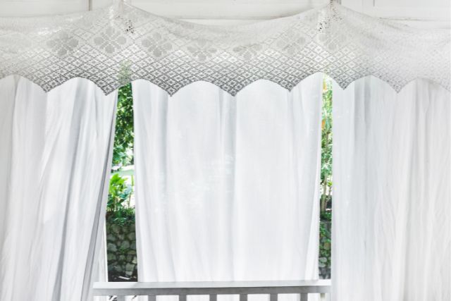 shade apartment balcony