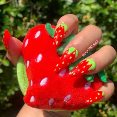 cute summer nails