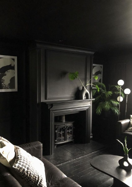 black living room ideas