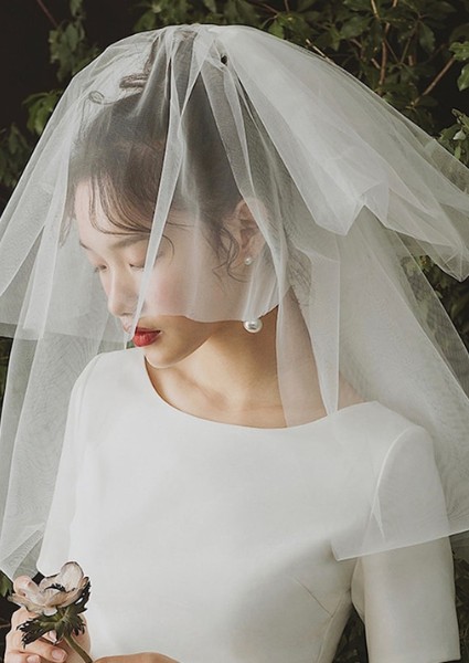 short bridal veils