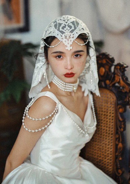 short bridal veils