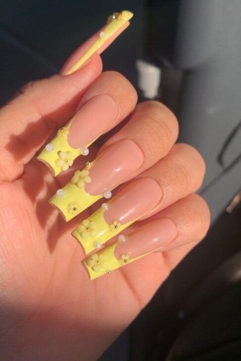 yellow nails spring